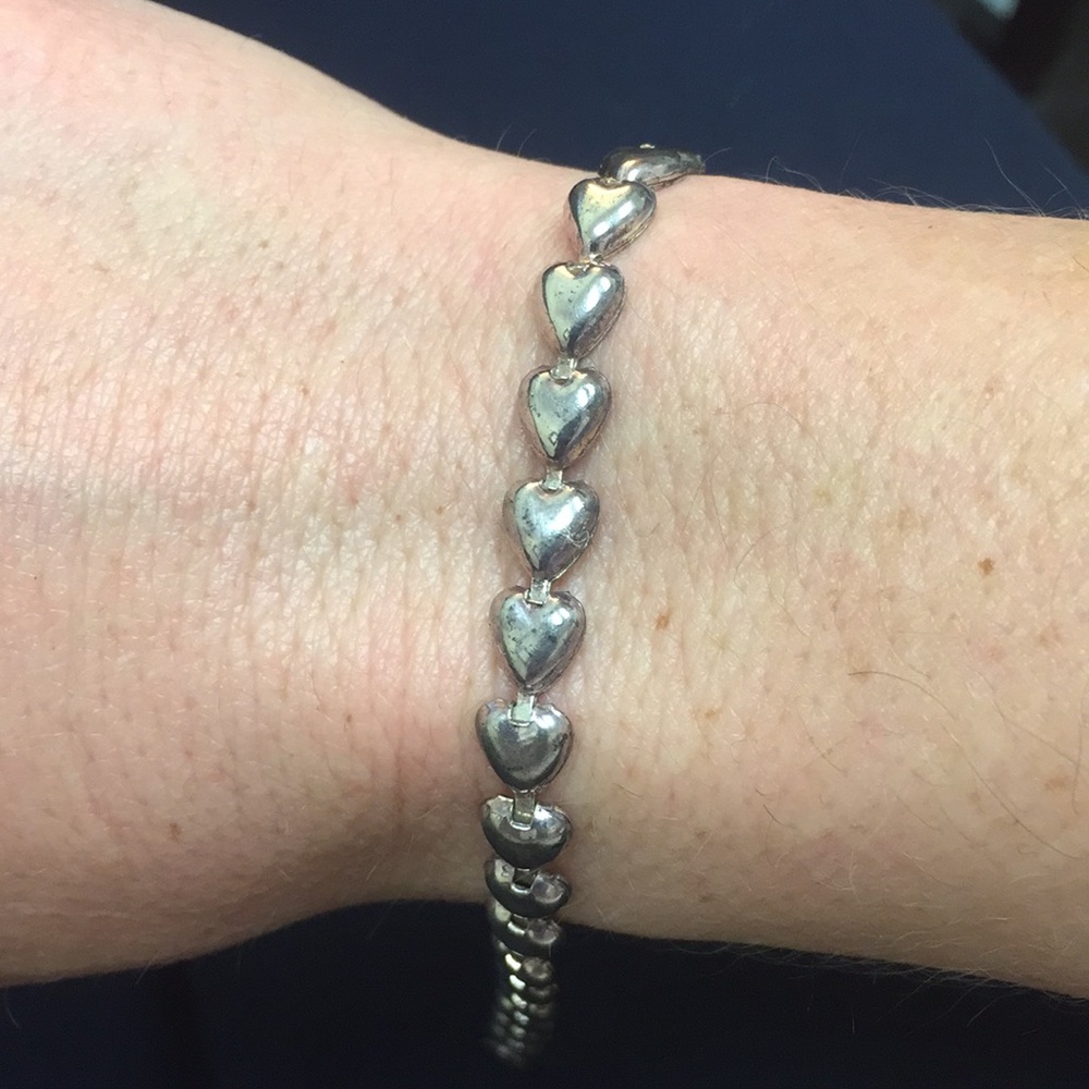 Silver heart bracelet